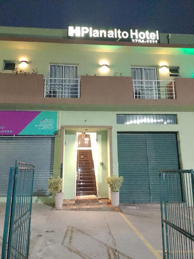 Planalto Hotel Aruja Exterior photo